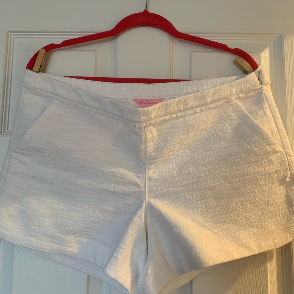 Lilly Pulitzer. Women’s size 12 short